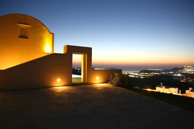 North Santorini A Luxury Spa Hotel Pyrgos Kallistis Exterior foto